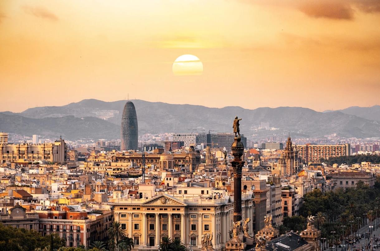 Mejores Barrios para Expatriados y Viajeros de Negocios en España