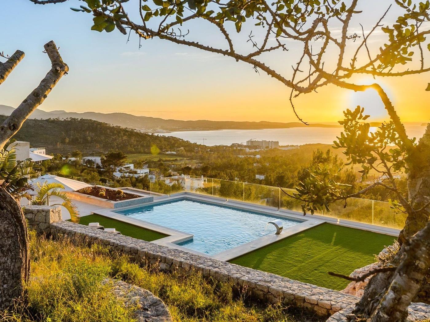 Meilleures Zones pour Louer une Villa à Ibiza en Groupe