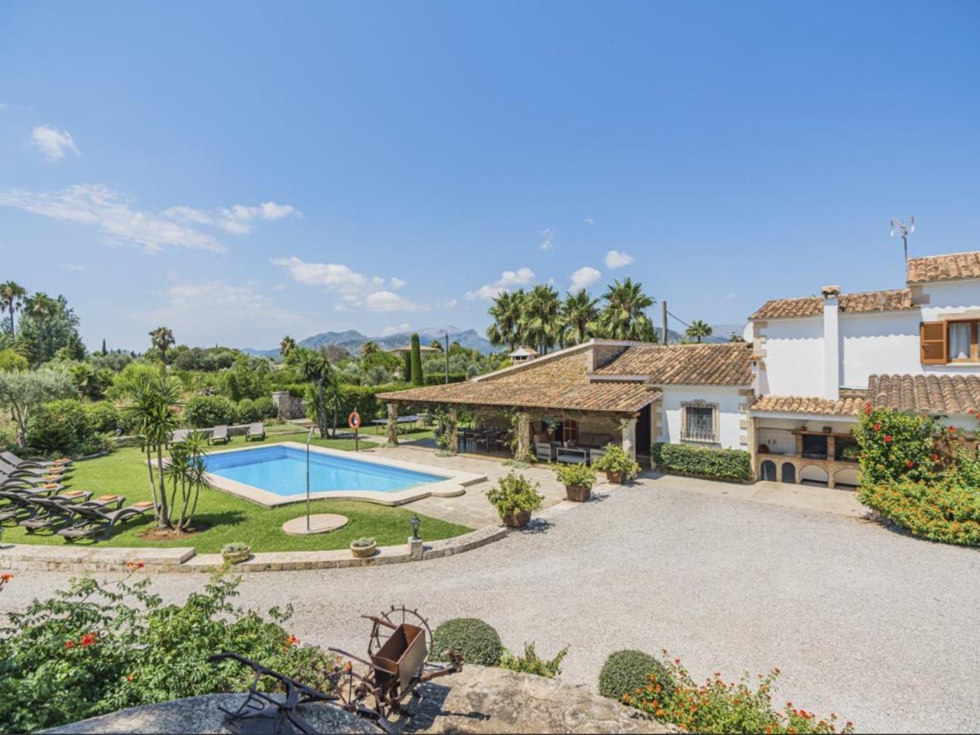 Réserver Directement ou via Airbnb à Mallorca : Quelle Option Choisir ?